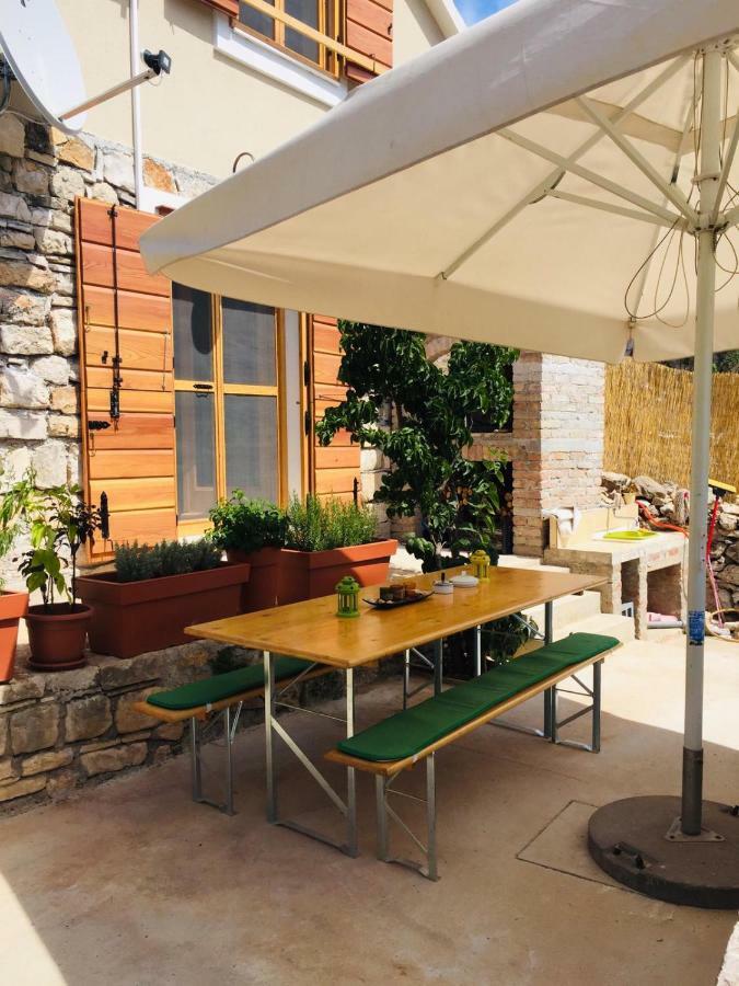 Villa Duboka, Otok Vis Komiža Extérieur photo